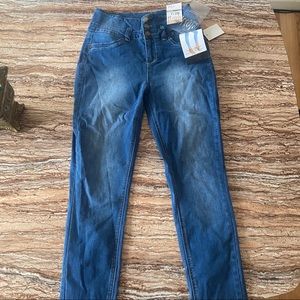 Ymi high rise women jeans